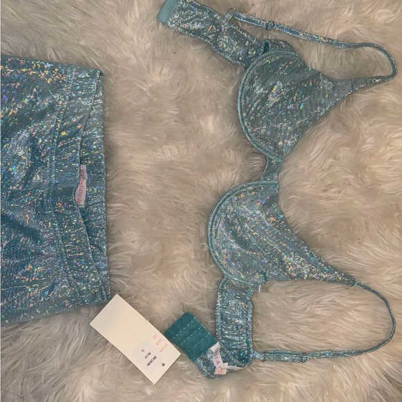 Rave set - Picture 3 of 4